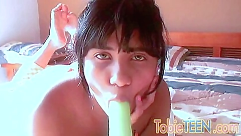 Tobie teen 18+ In Toys Pussy