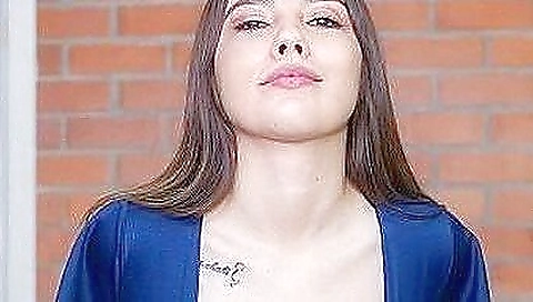 Nicole Flores - Latina Jumping On You